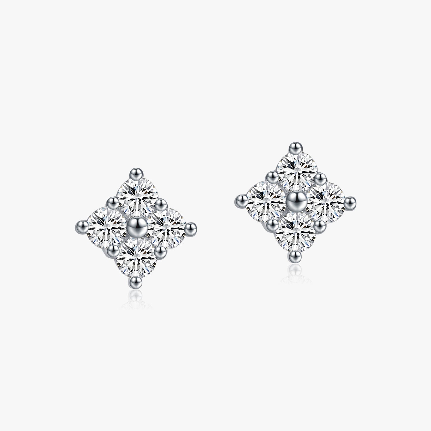 Luxurious Square Stud Earrings For Women In 925 Sterling Silver With Silver Plated Finish 0.03µm Featuring Moissanite Inlay