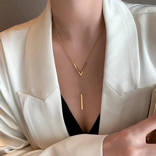 How to choose a necklace | Blair TLV
