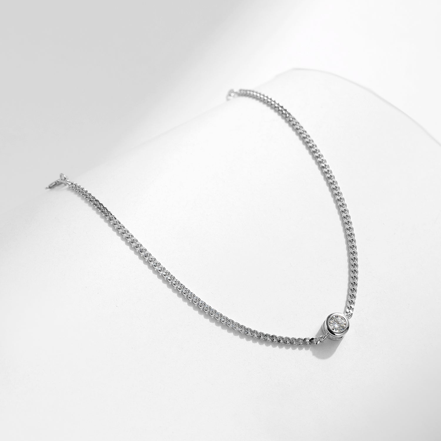 Round IG Style Women’s 925 Sterling Silver Bracelet With Rhodium Plating 0.03µm And Moissanite Inlay On Cable Chain