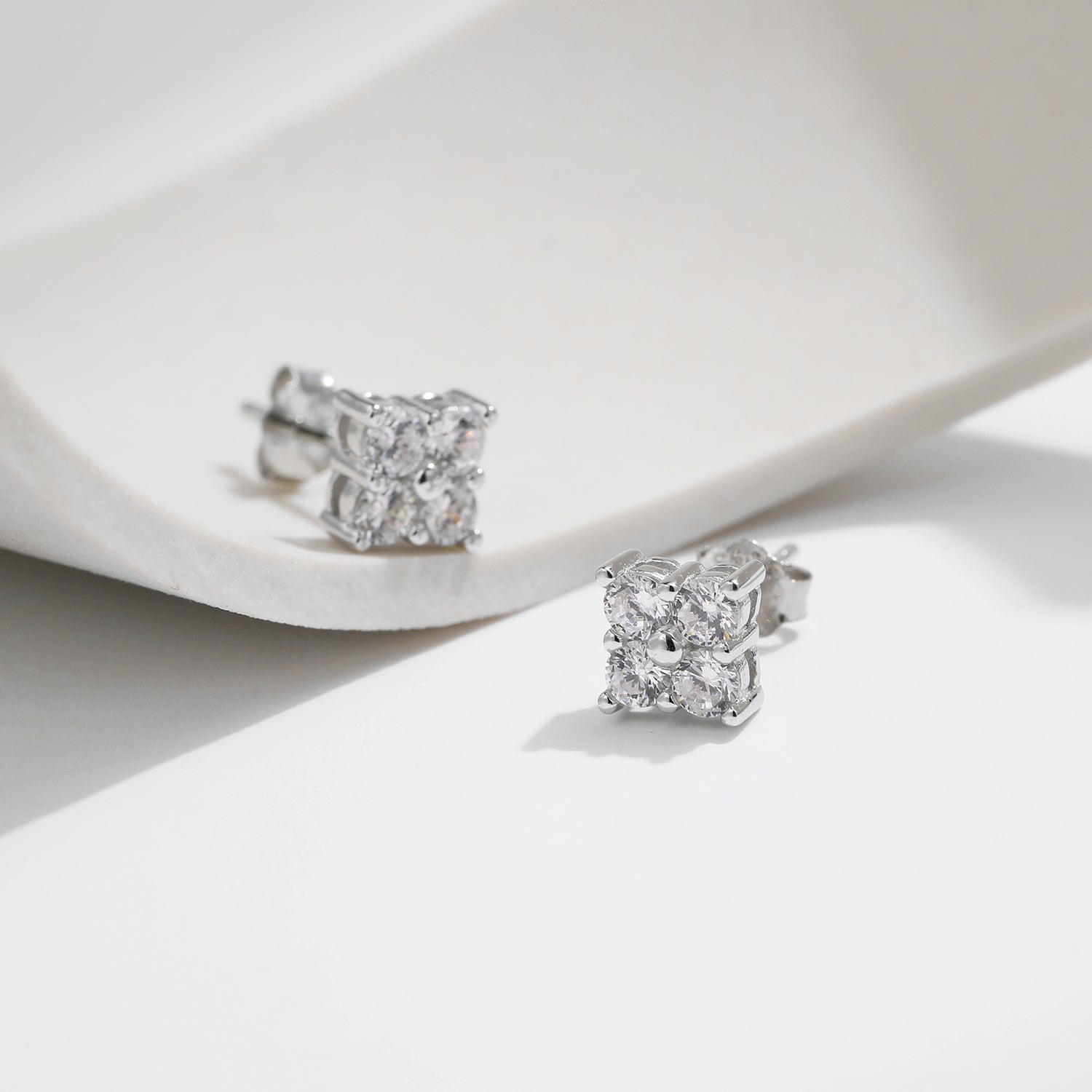 Luxurious Square Stud Earrings For Women In 925 Sterling Silver With Silver Plated Finish 0.03µm Featuring Moissanite Inlay